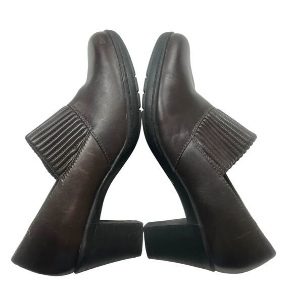 Clarks Ankle Boots Brown Leather Style 80826 Stacked Heel Shoe Bootie Womens 8W - Picture 3 of 12